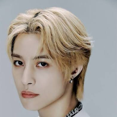 A moment captured by YANGYANG (WayV)'s fan