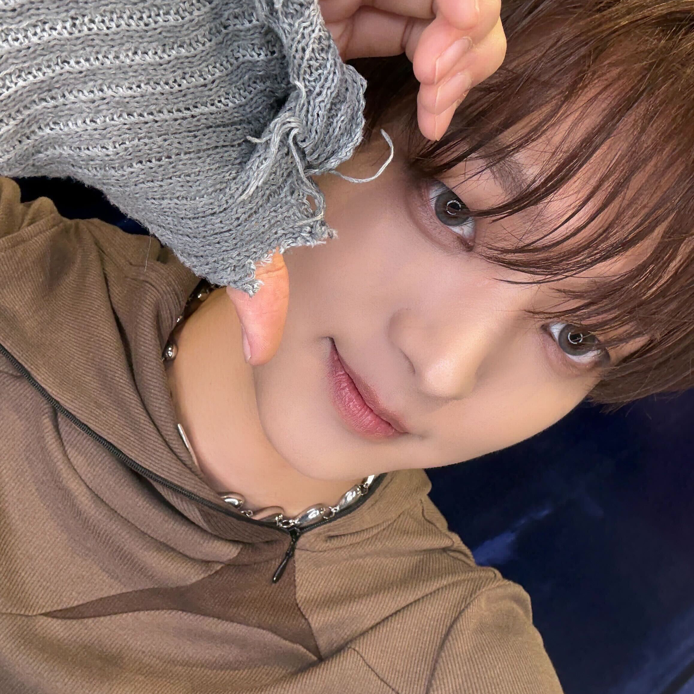 Recent activity shot of EJ (&TEAM)