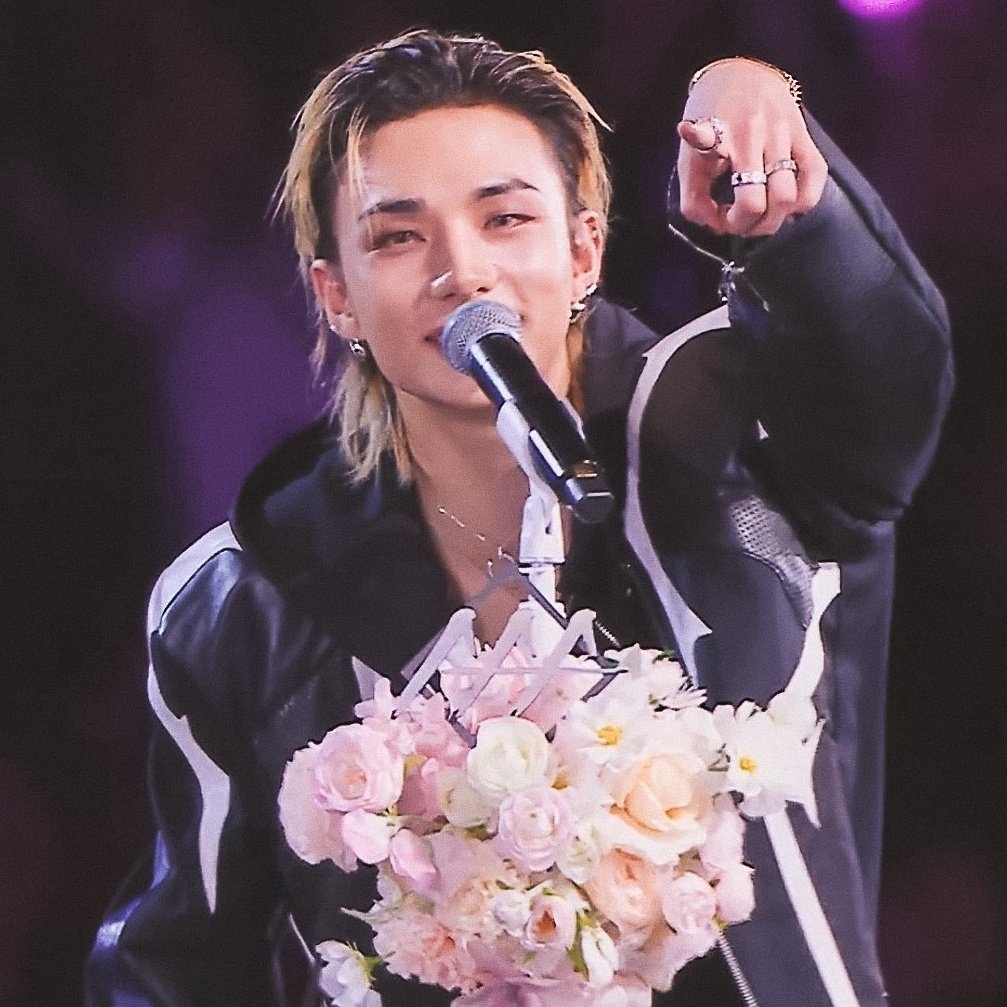 Behind-the-scenes cut of Hyunjin (Stray Kids)