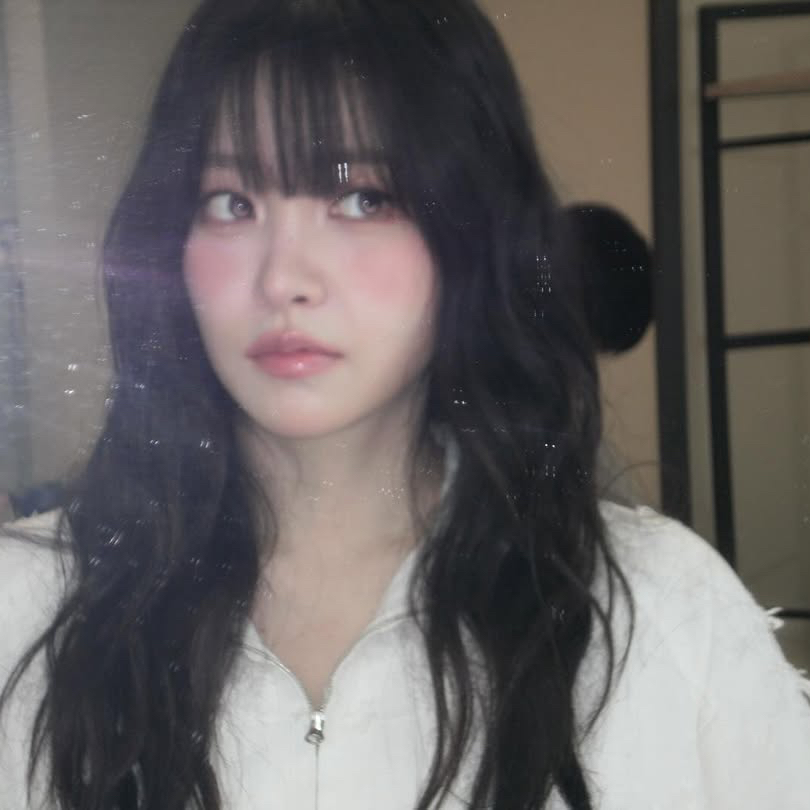 A moment captured by Yeri (Red Velvet)'s fan