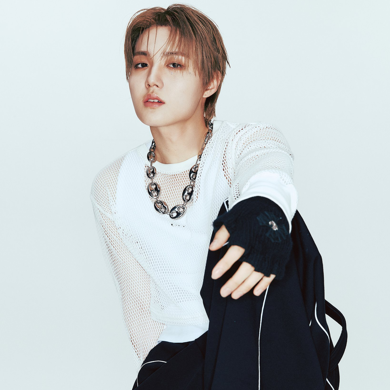 Behind-the-scenes cut of Doyoung (TREASURE)