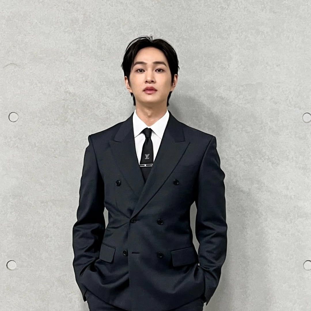 Recent activity shot of Onew (SHINee)