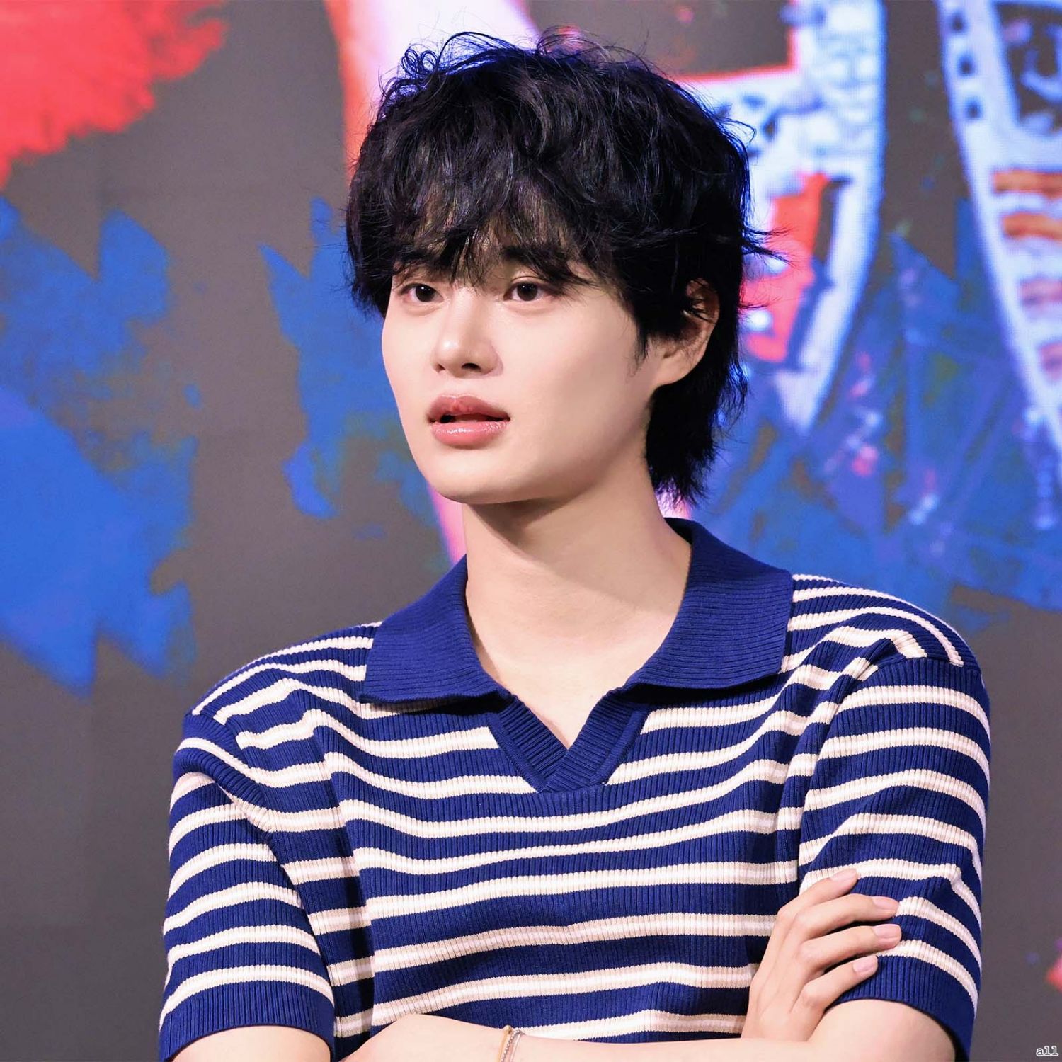 A moment captured by Lee Daehwi (AB6IX)'s fan
