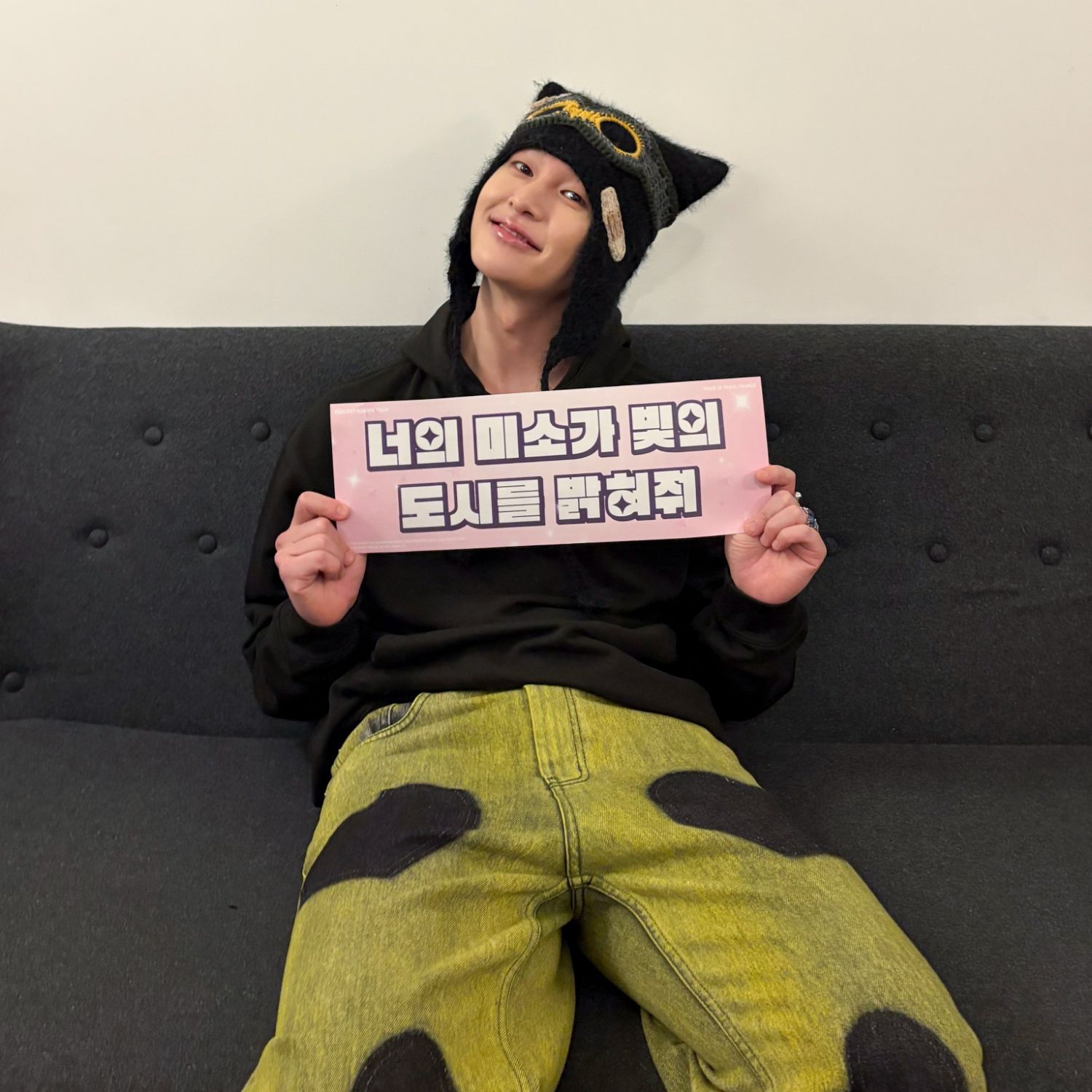 Behind-the-scenes cut of Onew (SHINee)