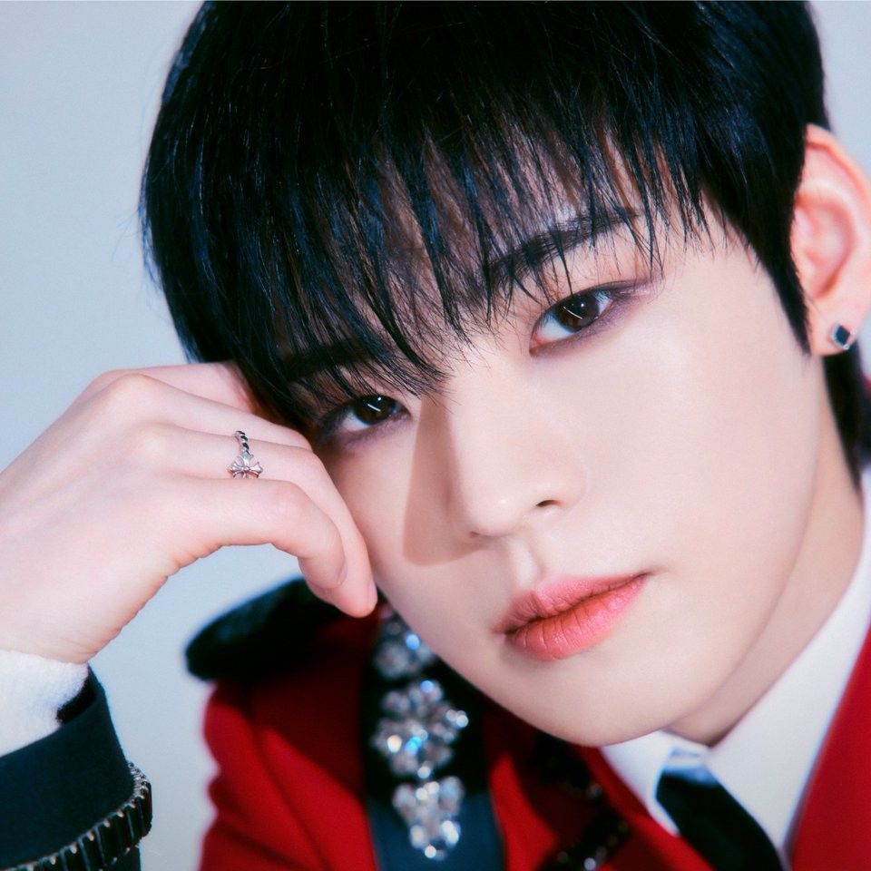 Behind-the-scenes cut of Hyojin (ONF)