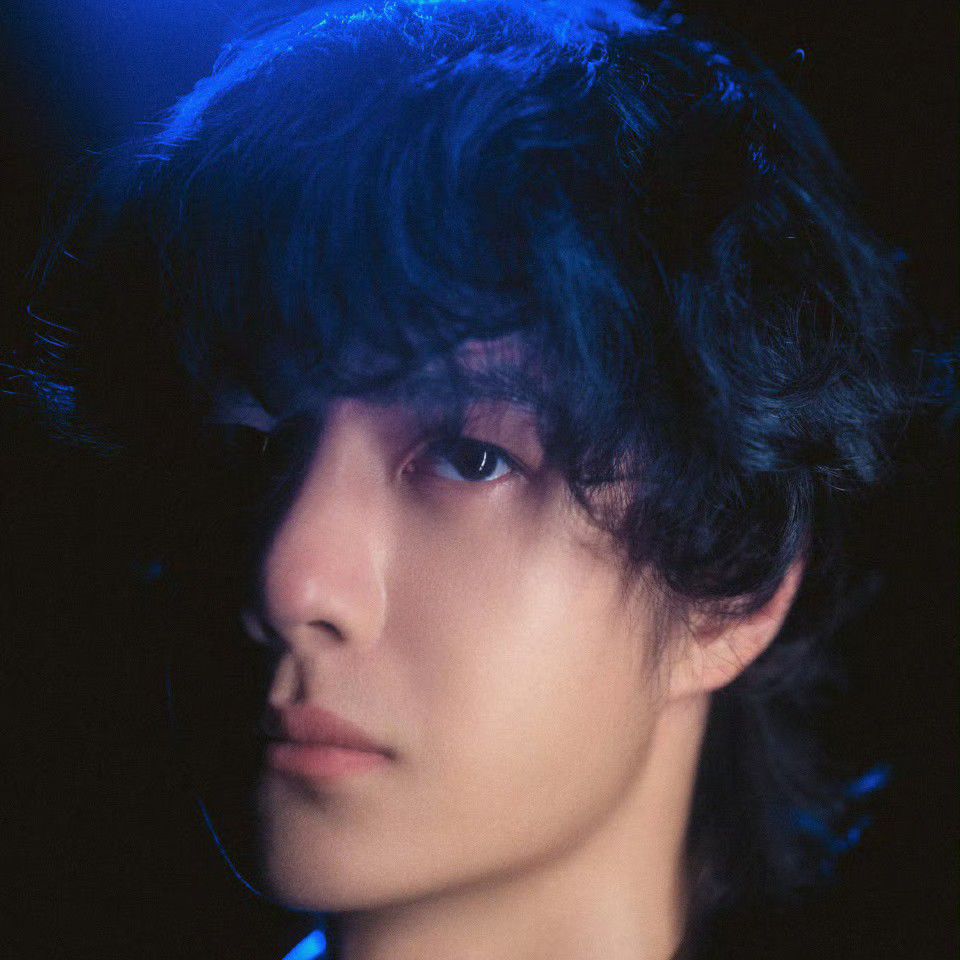 Behind-the-scenes cut of Wang Yibo