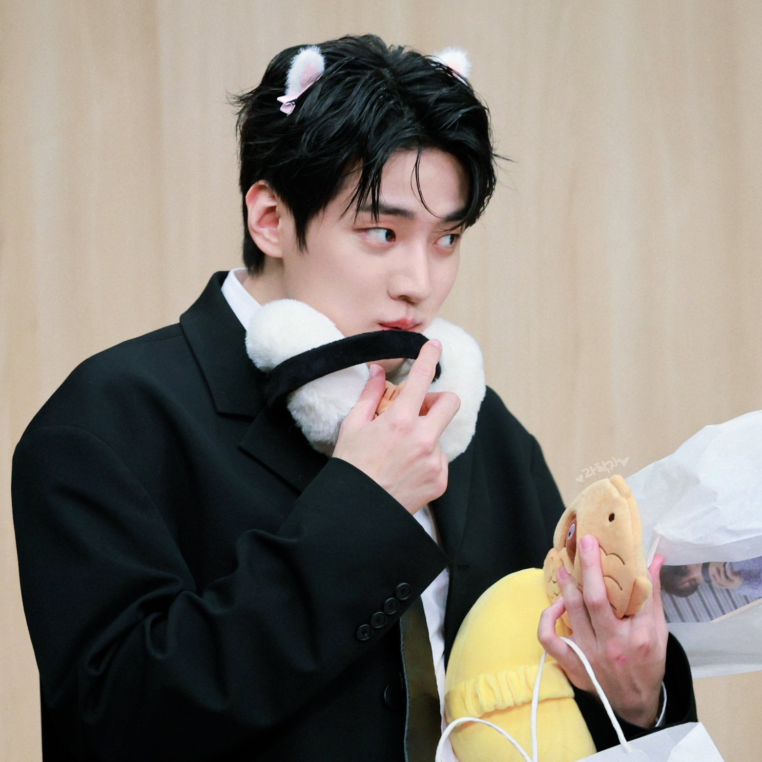 Behind-the-scenes cut of Jaechan (DKZ)