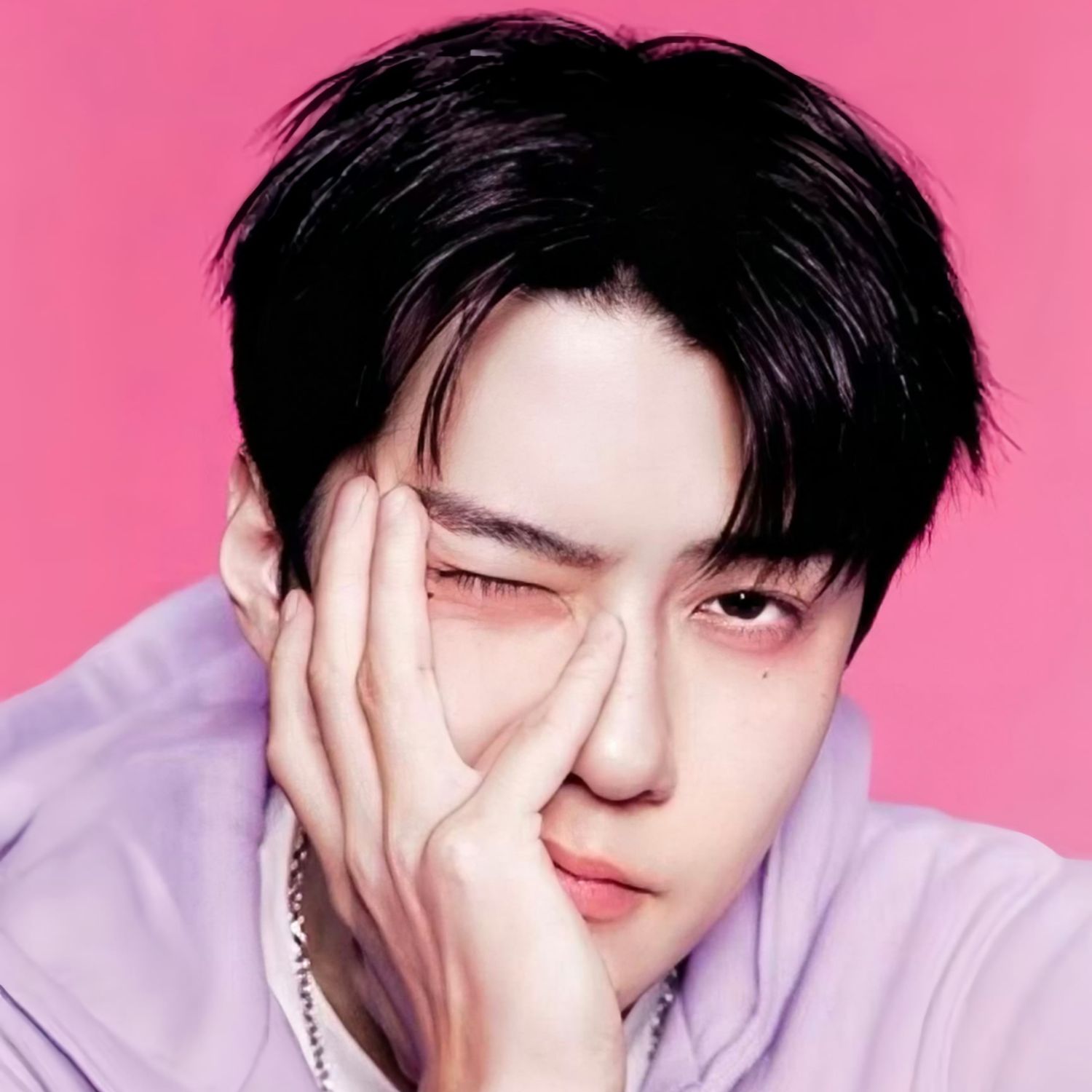 Recent activity shot of Sehun (EXO)