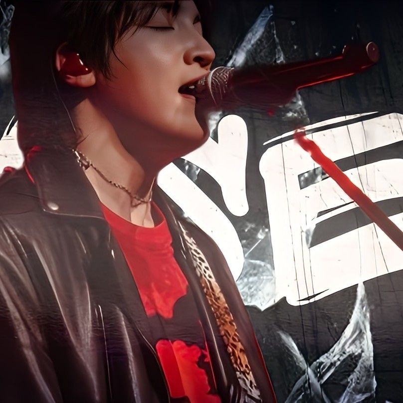 Recent activity shot of Wooseok (PENTAGON)