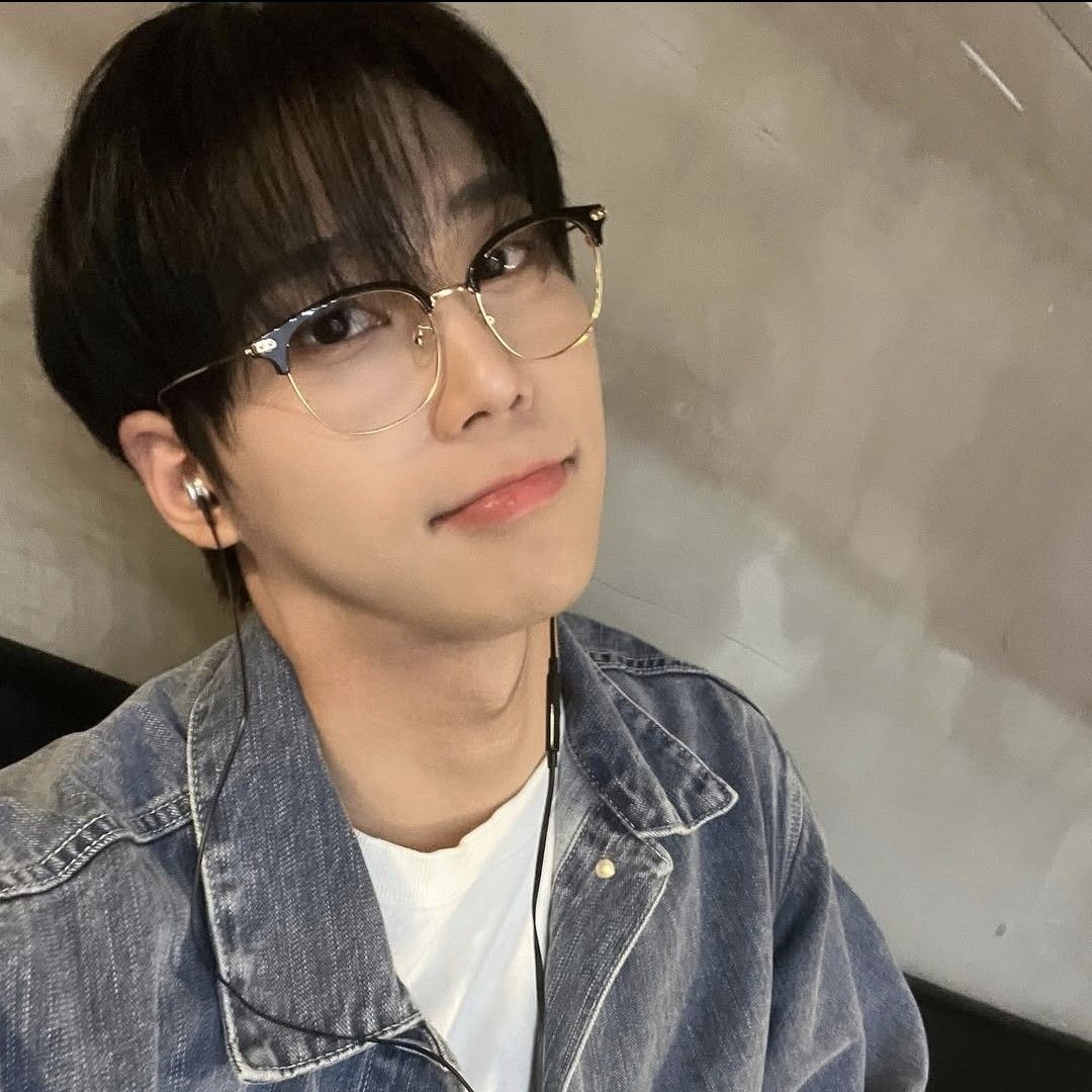 Recent activity shot of Junseo (BAE173)