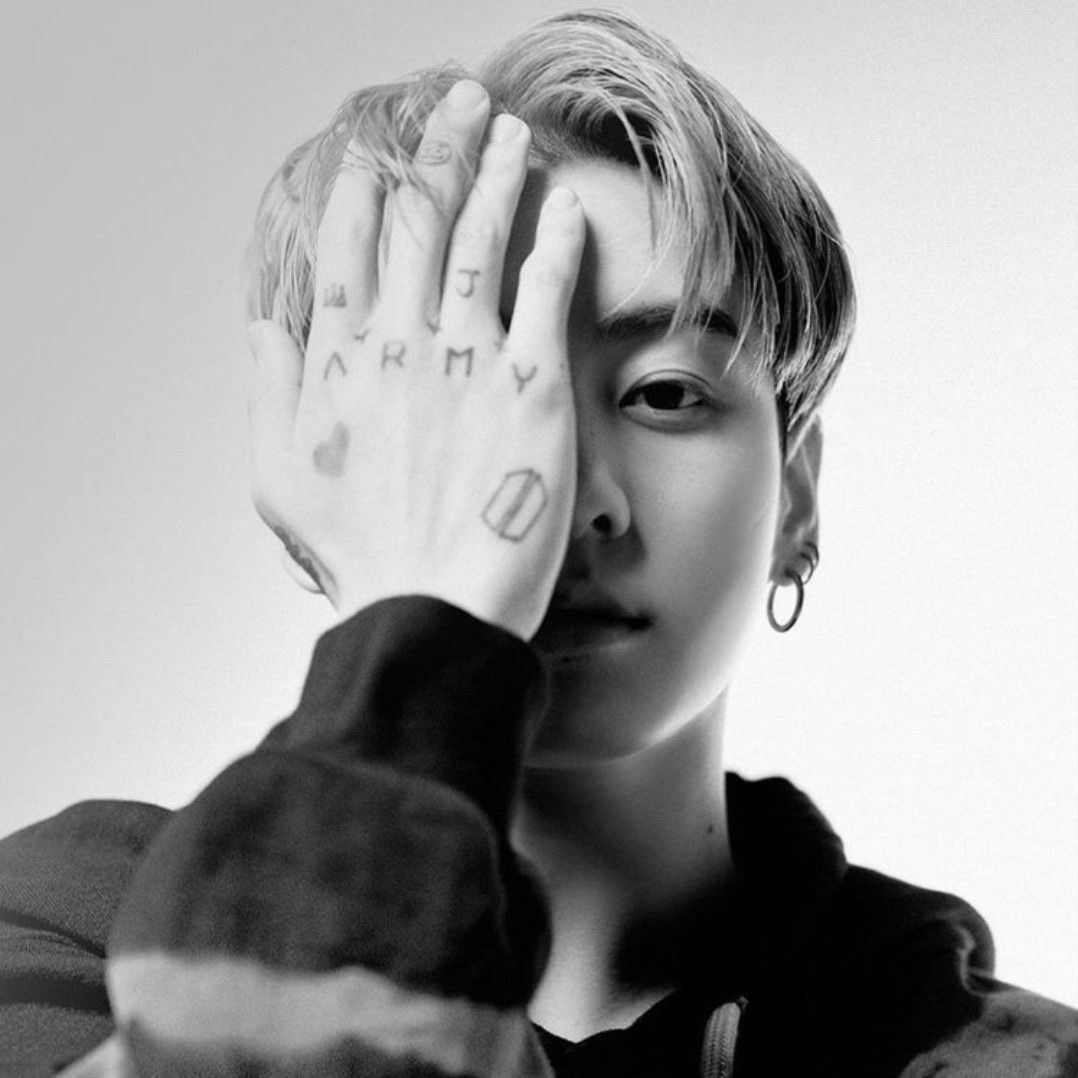 Latest photo of Jungkook (BTS)