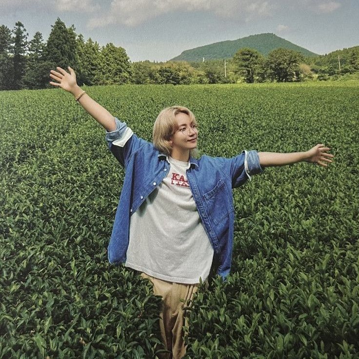 Foto terbaru Jeonghan (SEVENTEEN)
