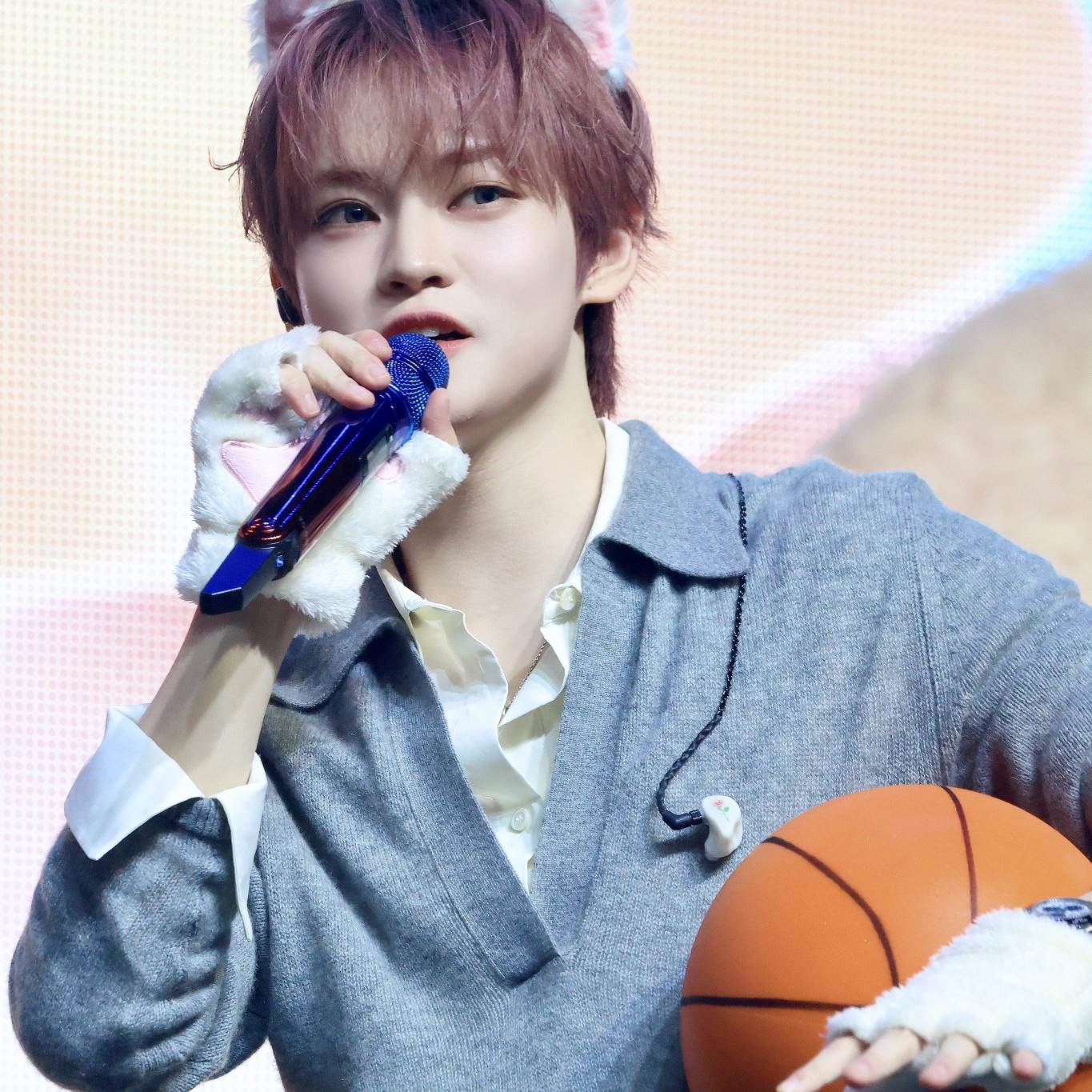 Behind-the-scenes cut of Chenle (NCT DREAM)