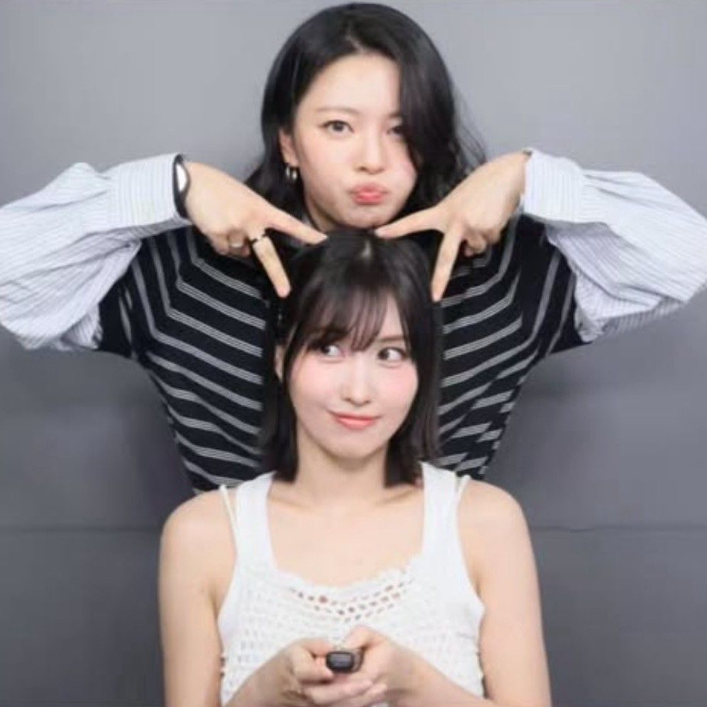 モモ (TWICE)の最新写真