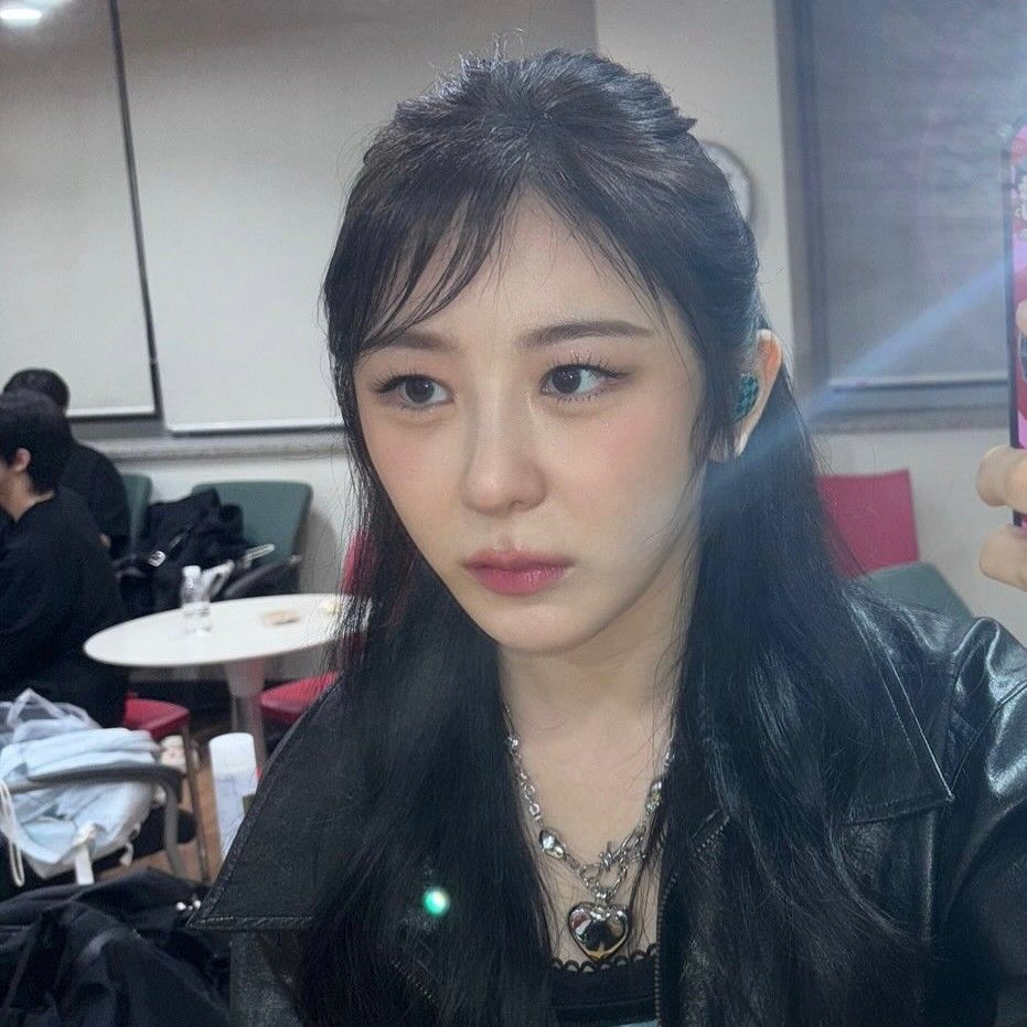 Recent activity shot of Lee Chaeyeon