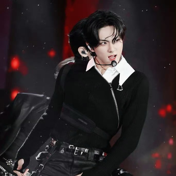 Recent activity shot of Jungwon (ENHYPEN)