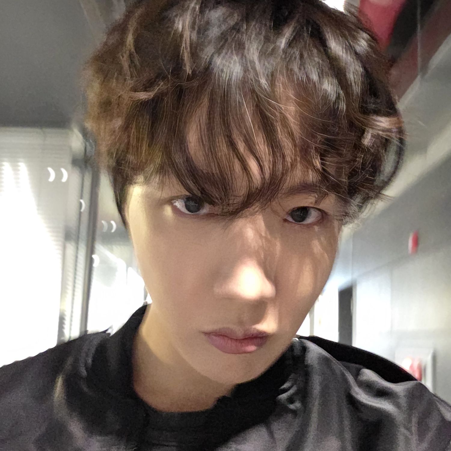 Foto terbaru j-hope (BTS)