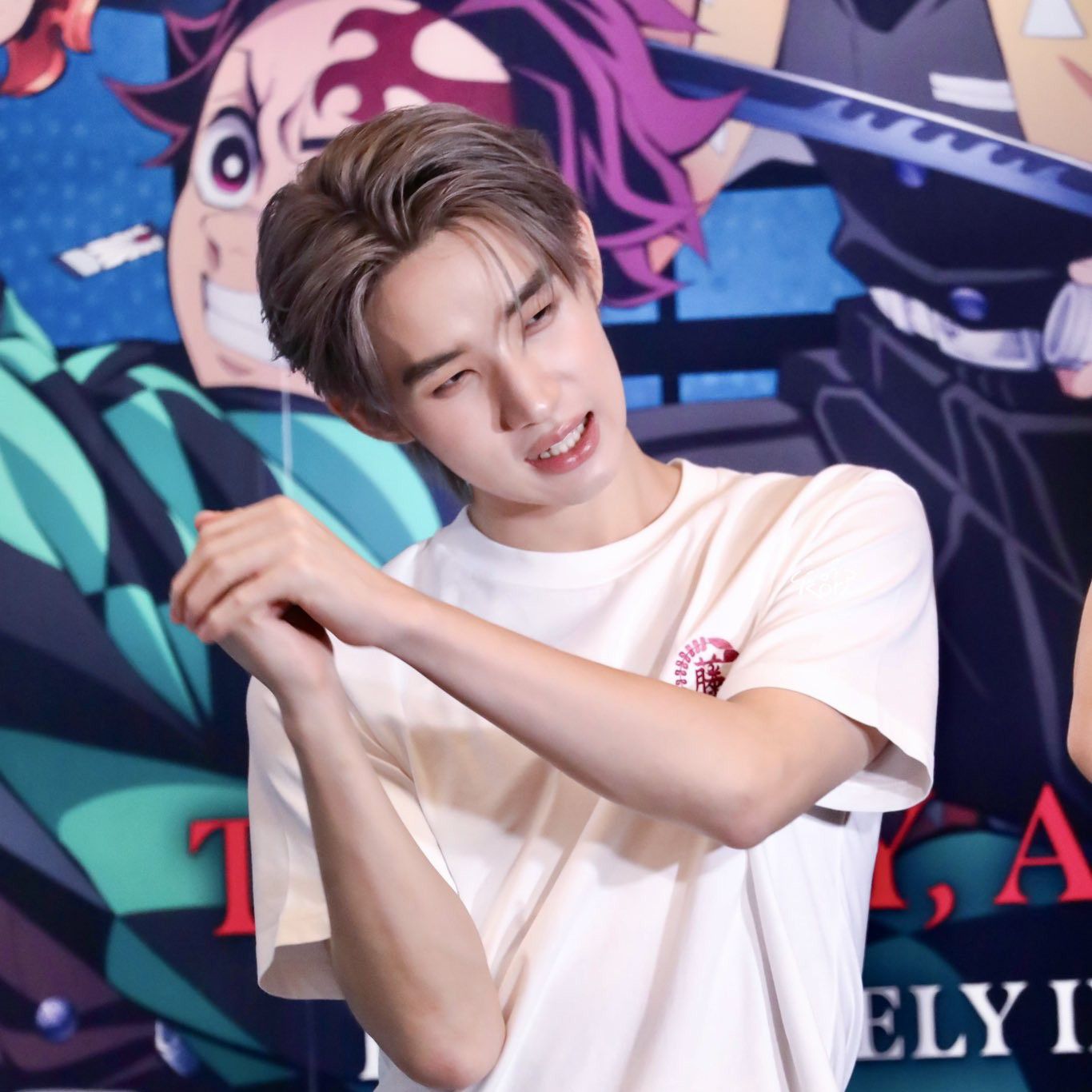 Behind-the-scenes cut of Hong (LYKN)