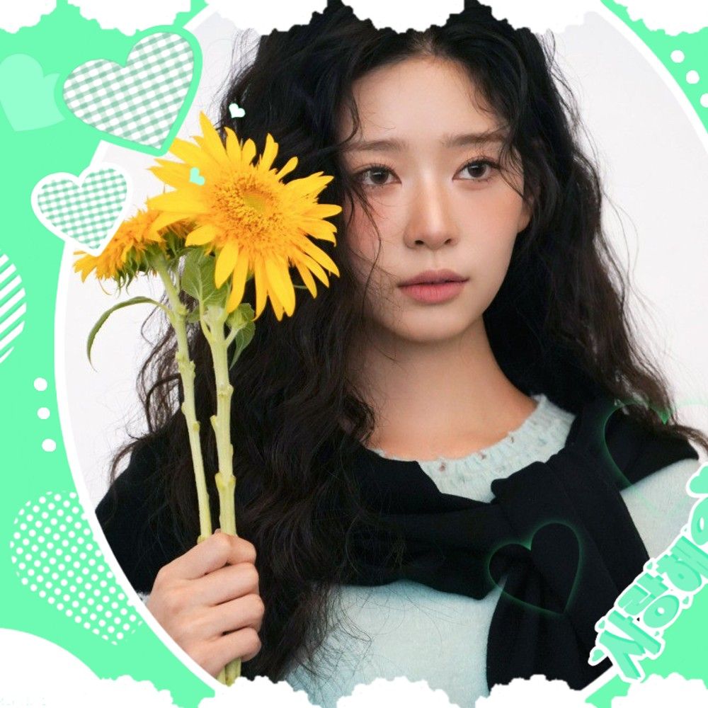 Latest photo of Kim Minju