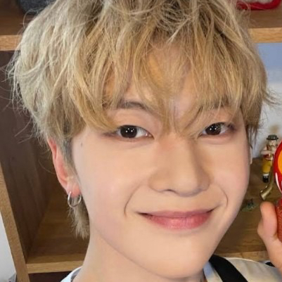 Recent activity shot of Seok Matthew (ZEROBASEONE)