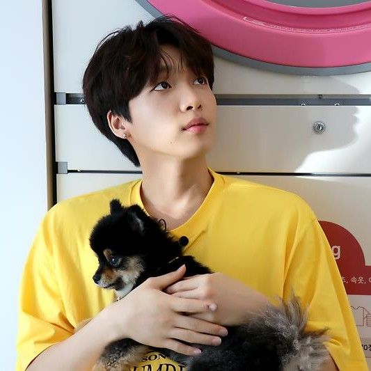 Recent activity shot of Jeong Sewoon