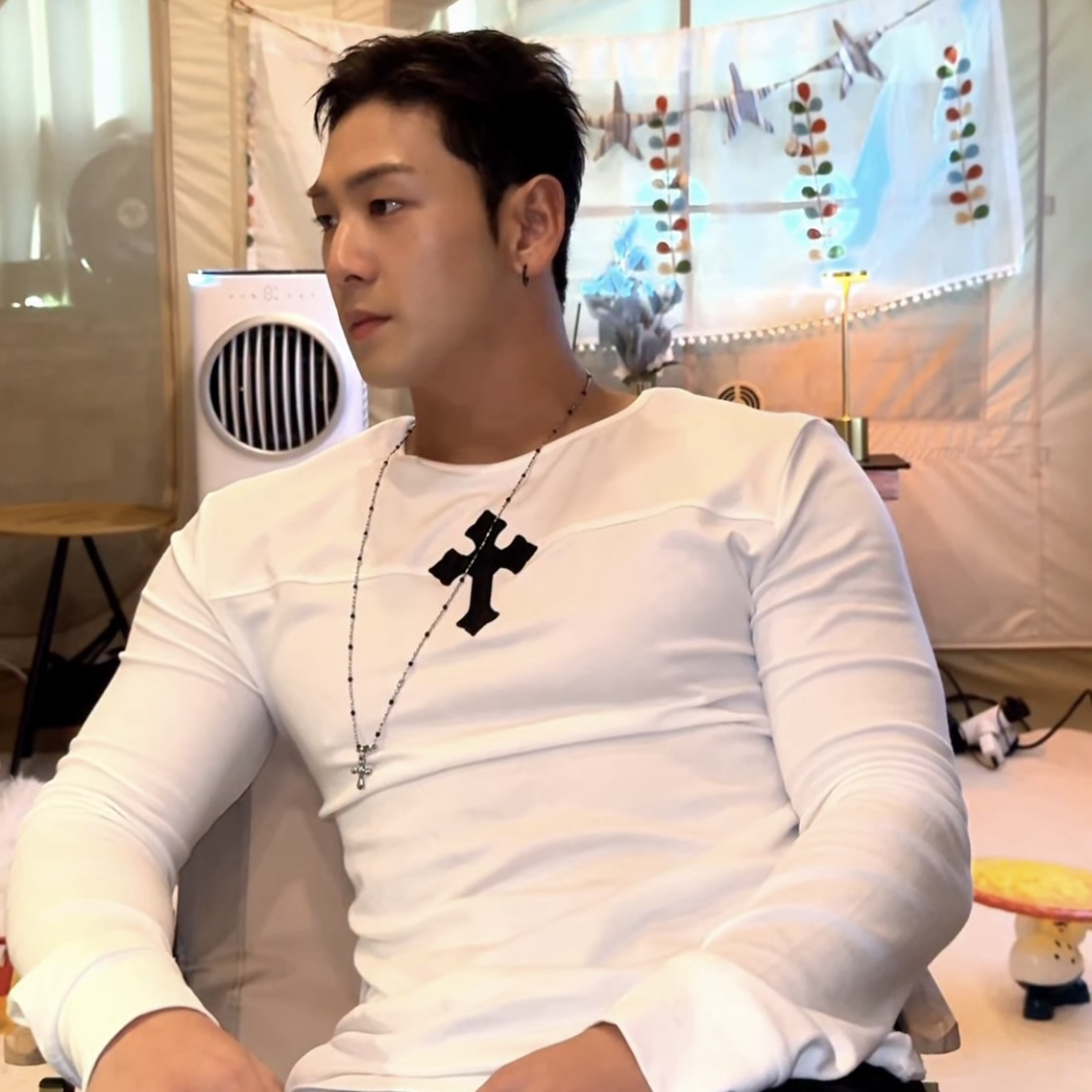 Foto aktivitas terbaru Baekho