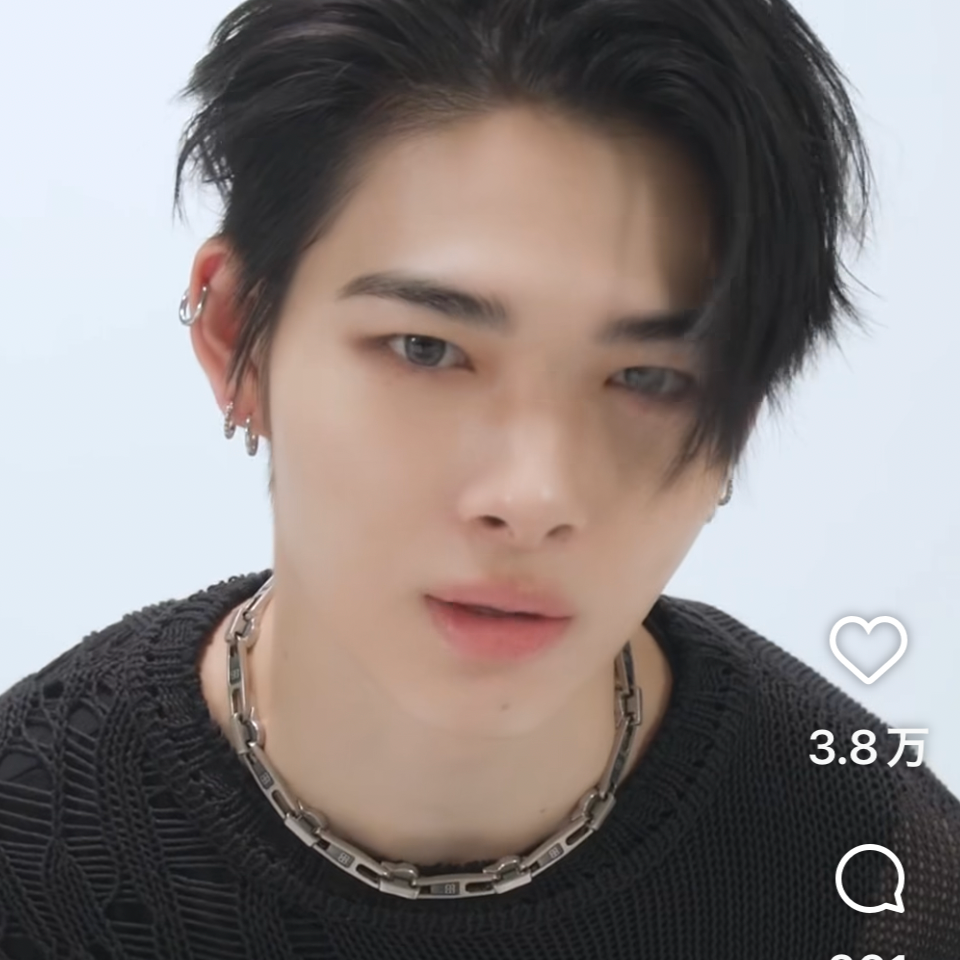 Momen yang diabadikan oleh penggemar NI-KI (ENHYPEN)