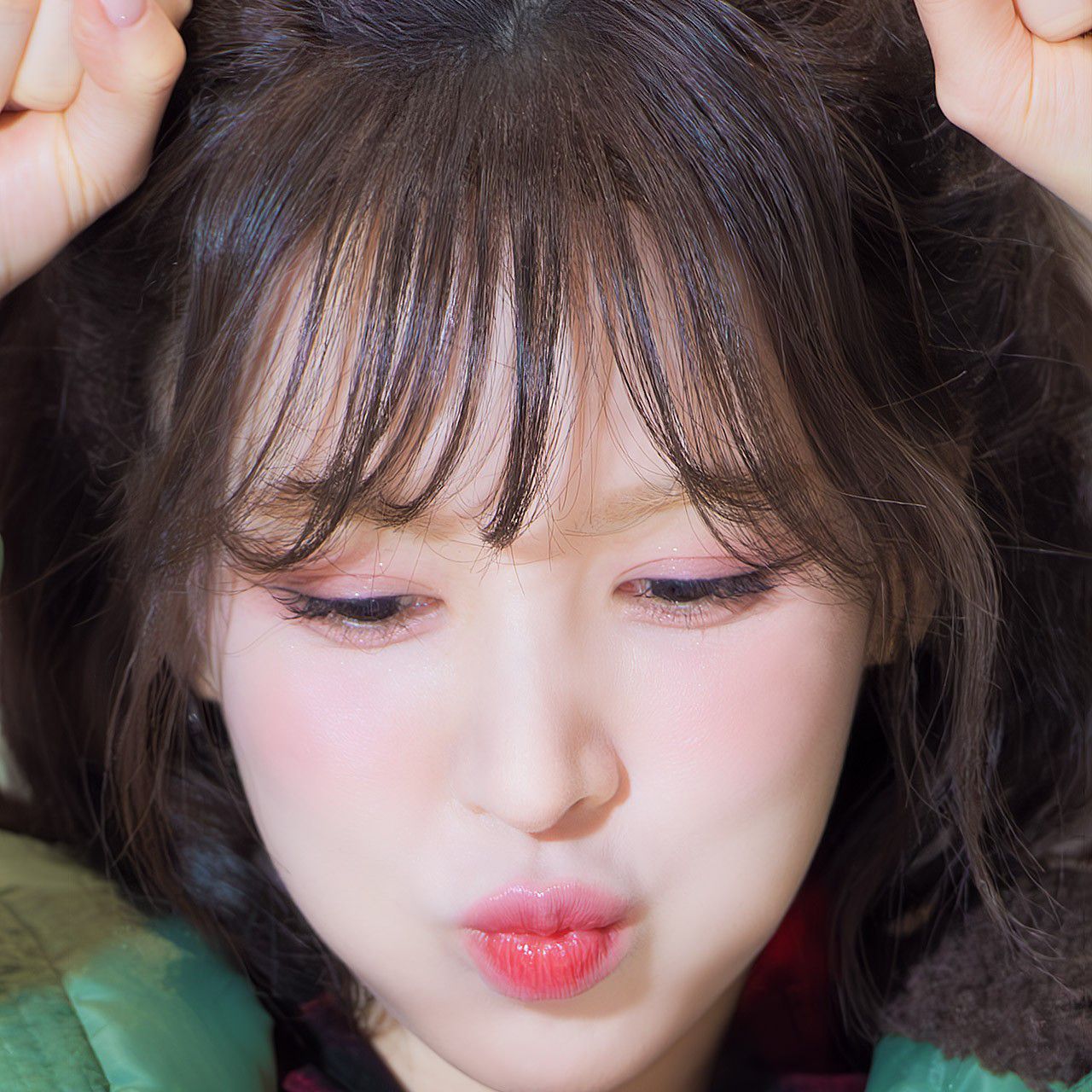 Behind-the-scenes cut of Wendy (Red Velvet)