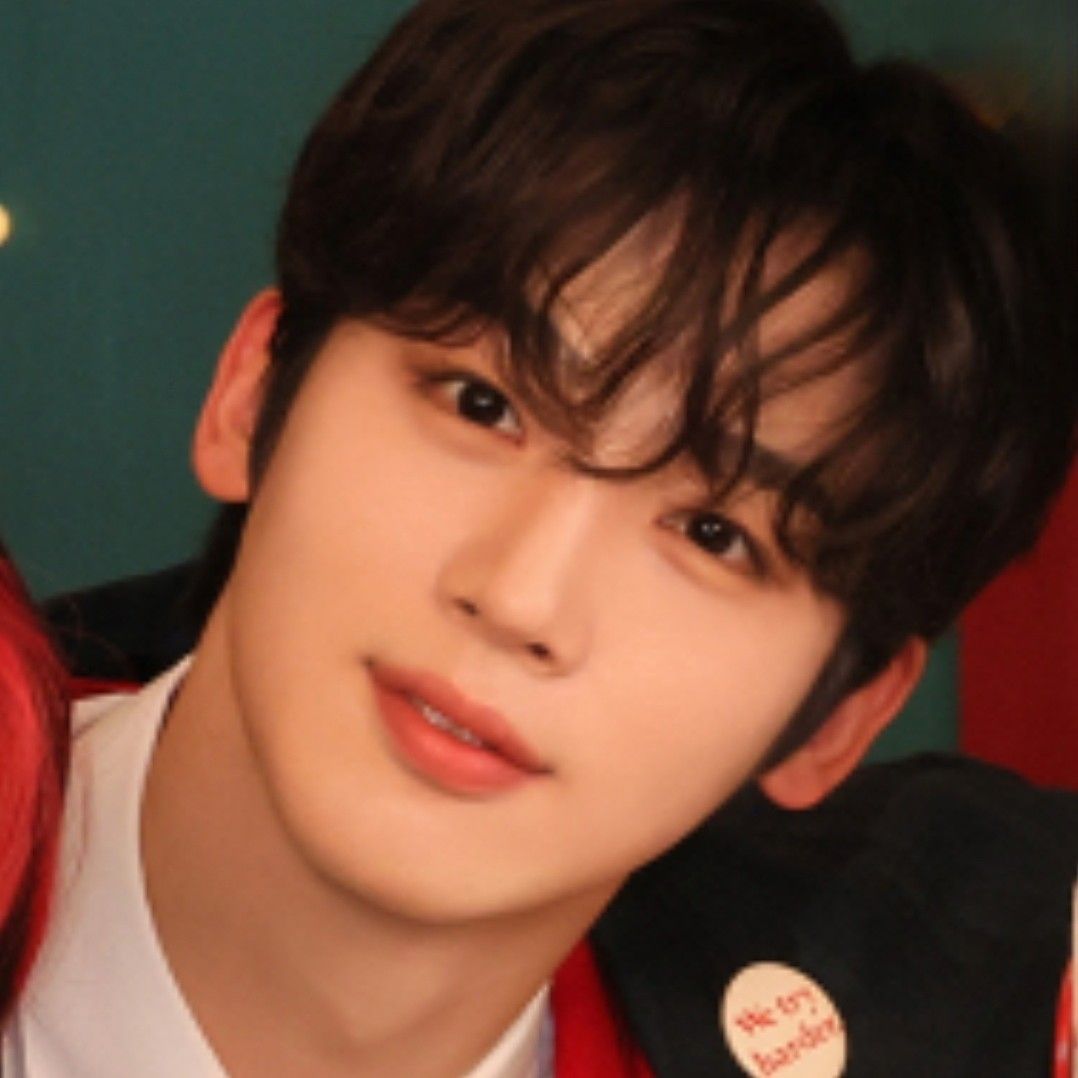 Behind-the-scenes cut of Kim Yohan (WEi)