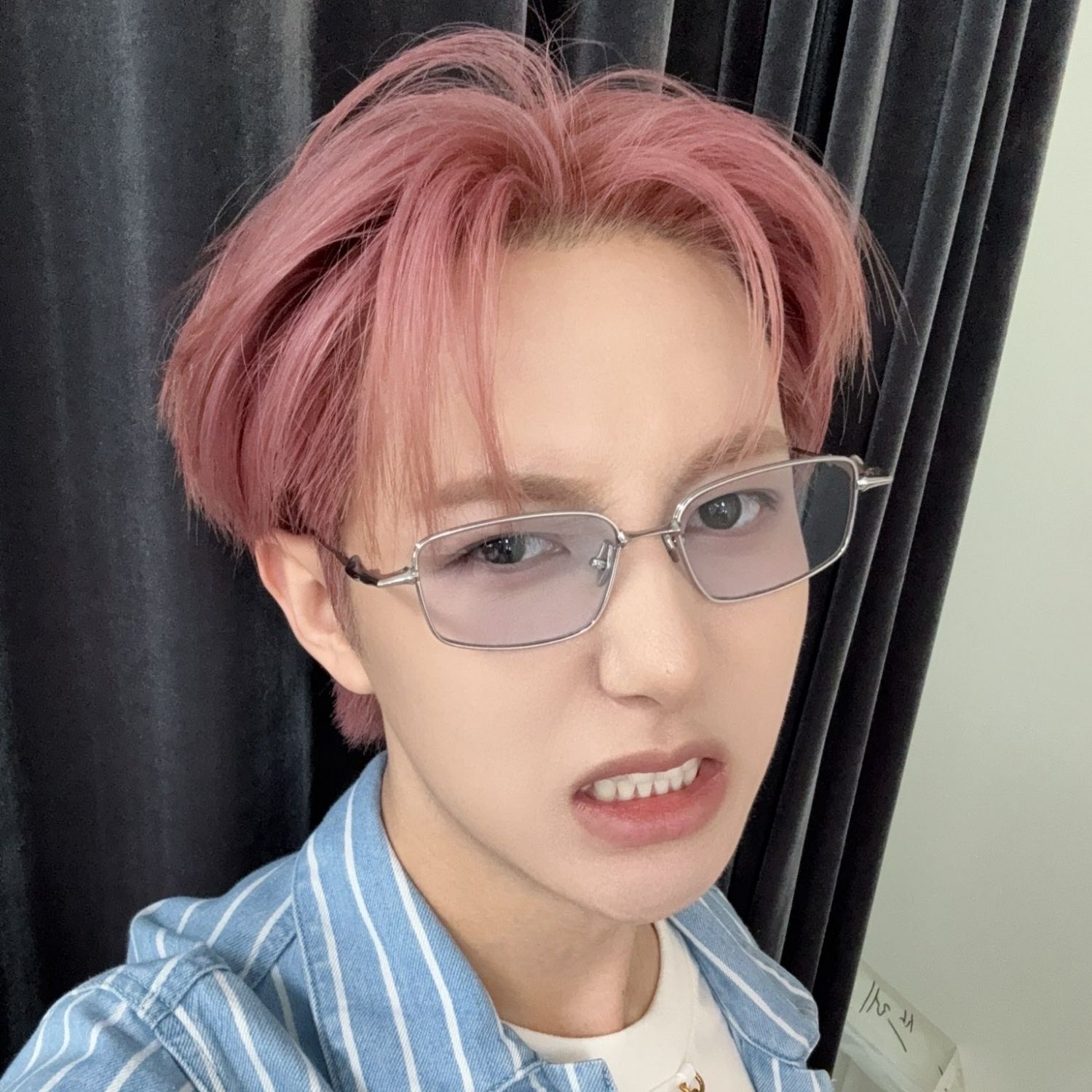 A moment captured by Renjun (NCT DREAM)'s fan
