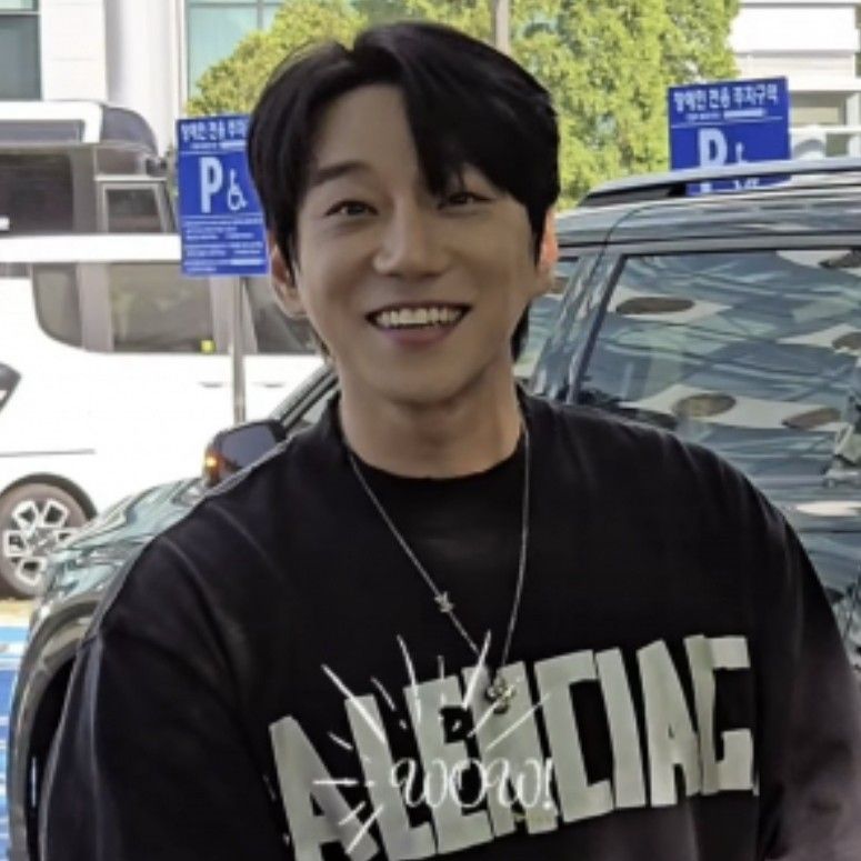 Behind-the-scenes cut of Hwang Chiyeol