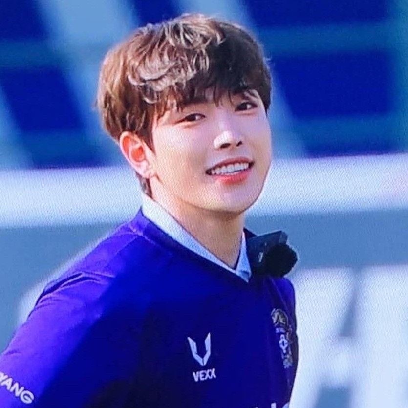 Recent activity shot of Hongjoong (ATEEZ)