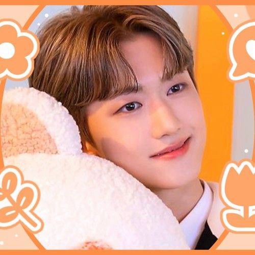 A moment captured by YOUNITE's fan