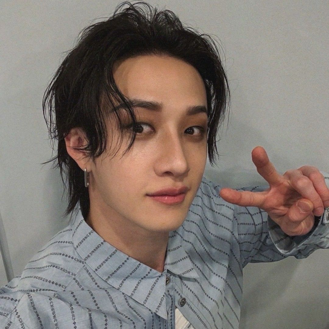 Behind-the-scenes cut of Stray Kids