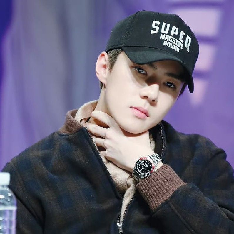A moment captured by Sehun (EXO)'s fan