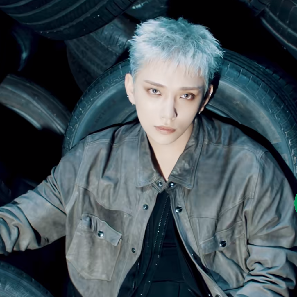 Latest photo of Joshua (SEVENTEEN)