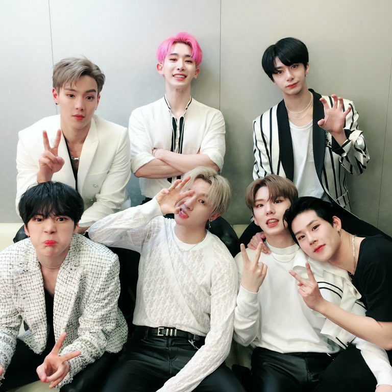 몬스타엑스 최근 활동샷