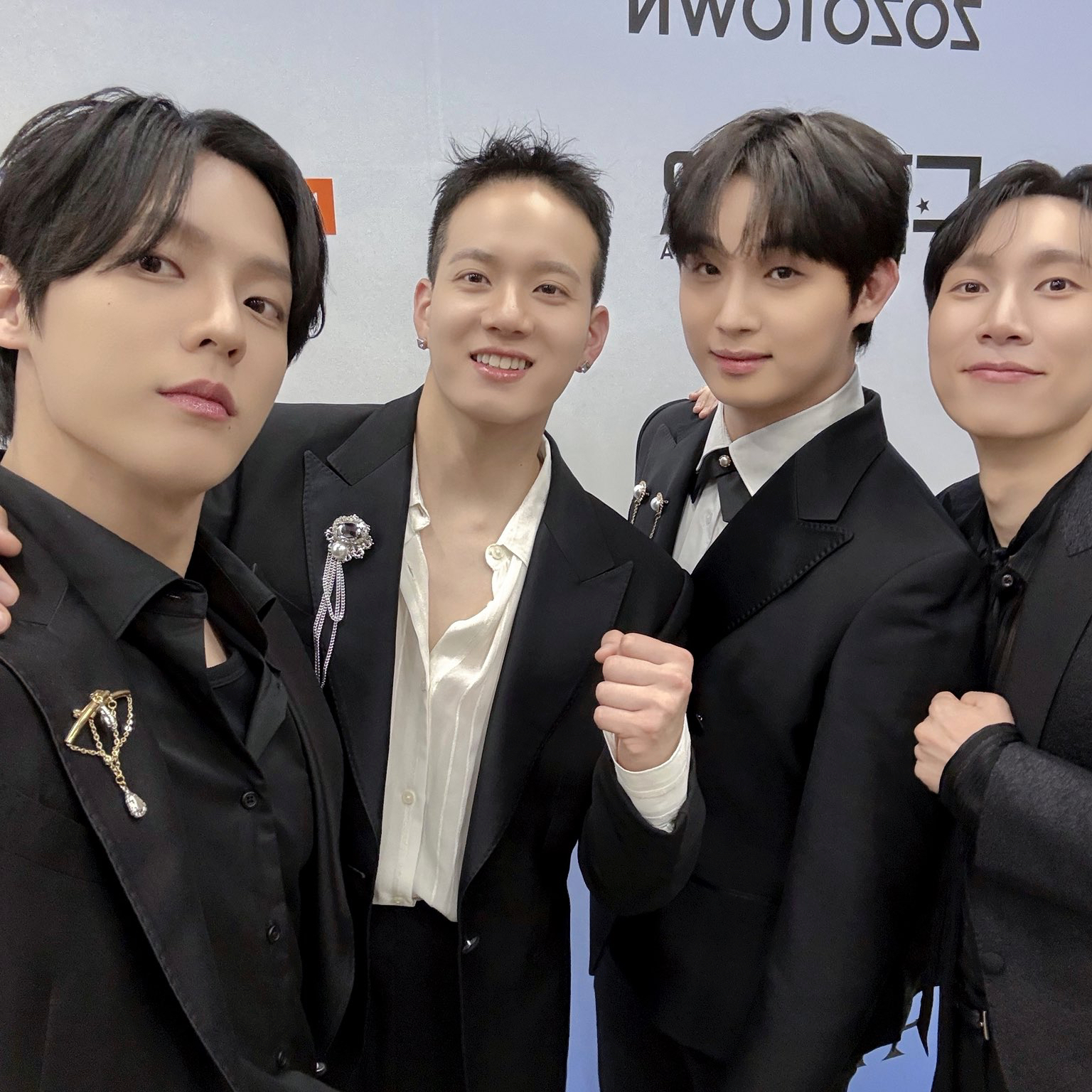 李旼赫 (BTOB)的最新照片