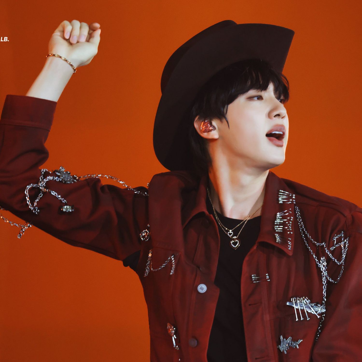 Foto terbaru Jin (BTS)