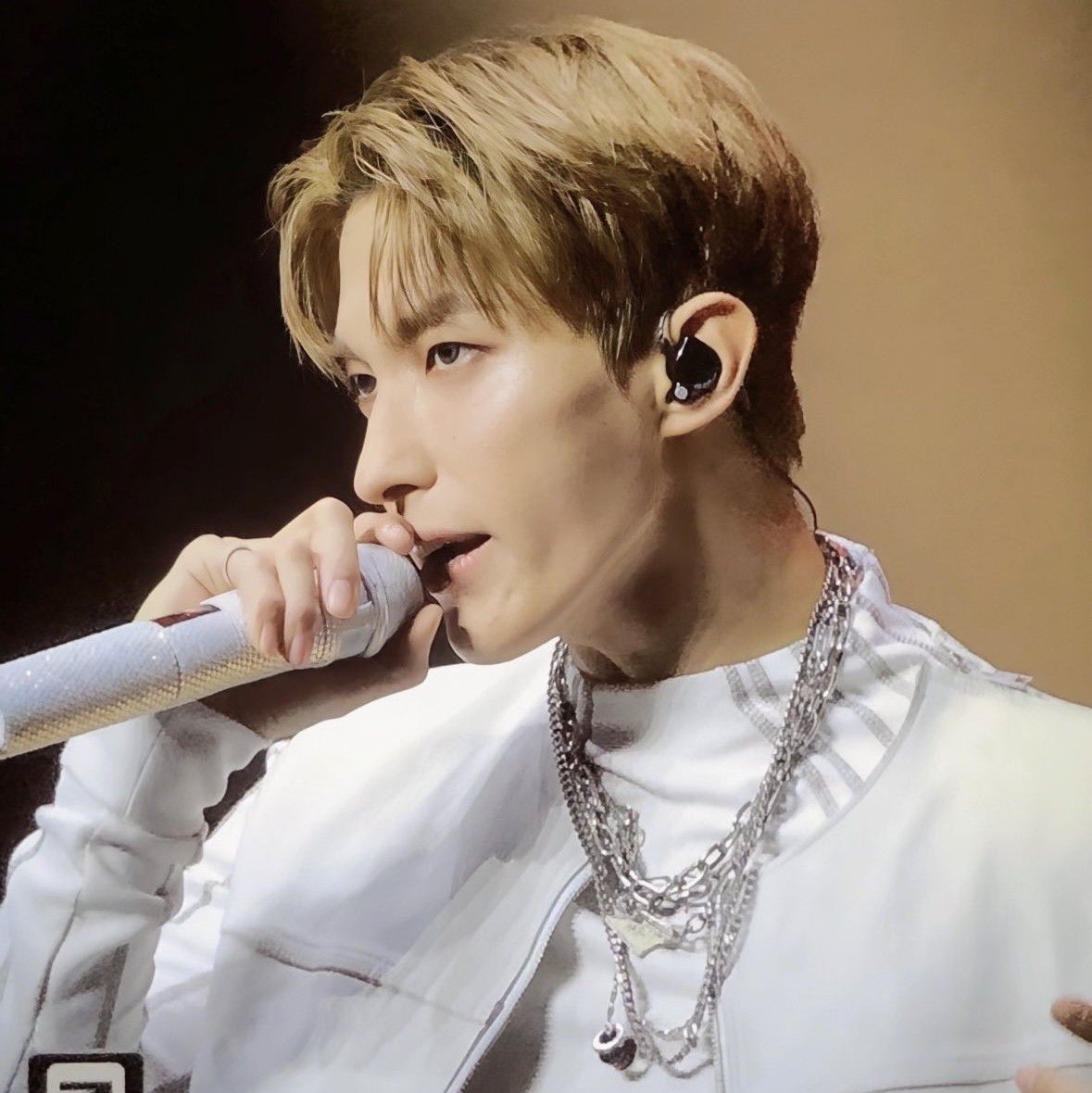 A moment captured by DK (SEVENTEEN)'s fan