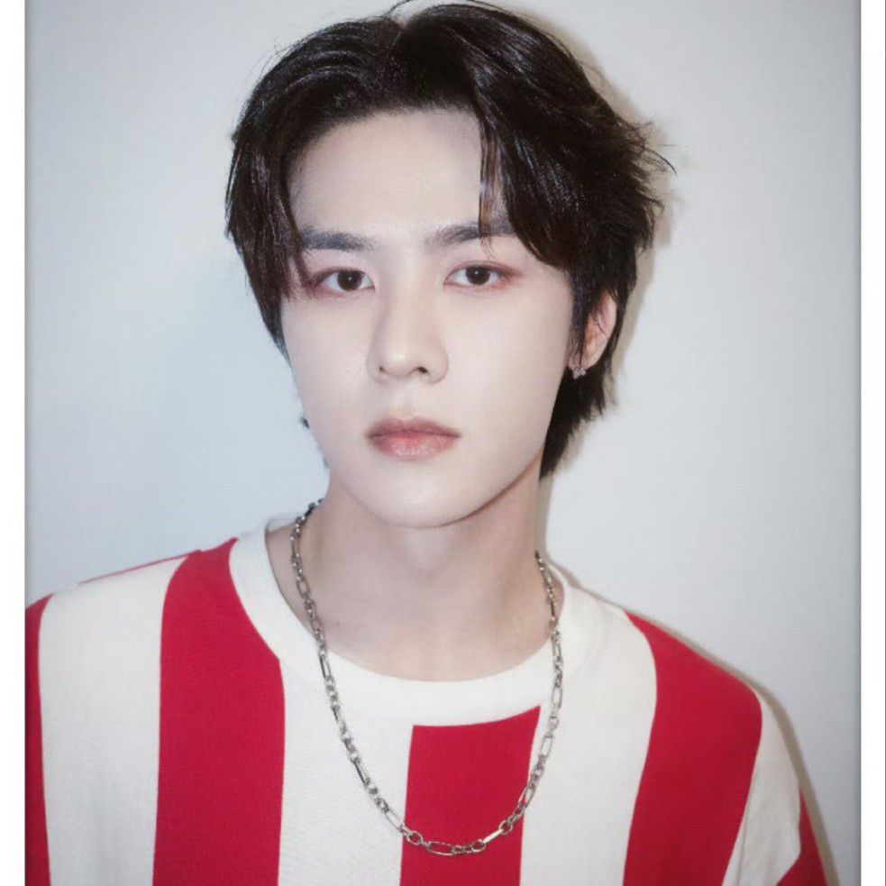 Behind-the-scenes cut of KUN (WayV)