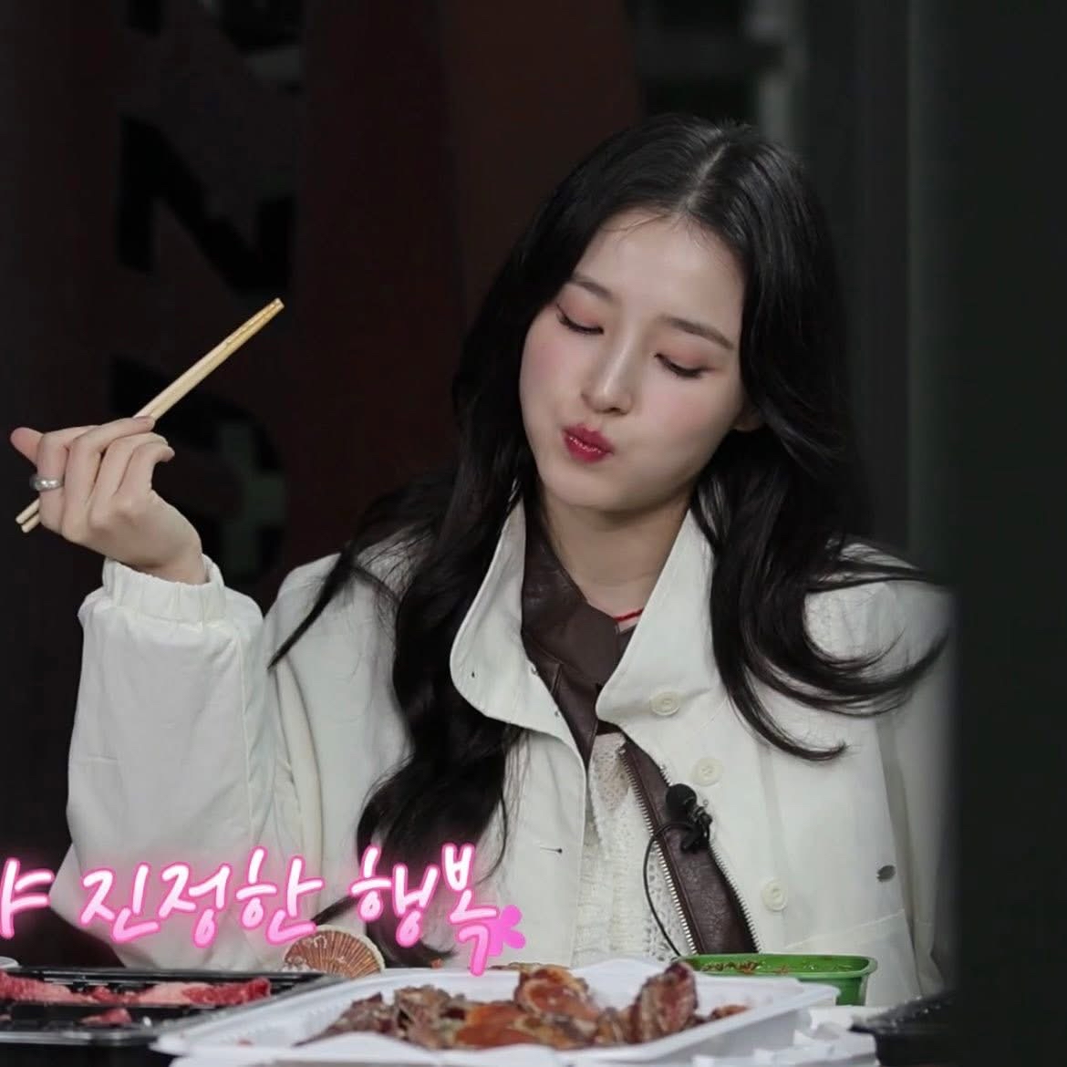 A moment captured by Nancy (MOMOLAND)'s fan