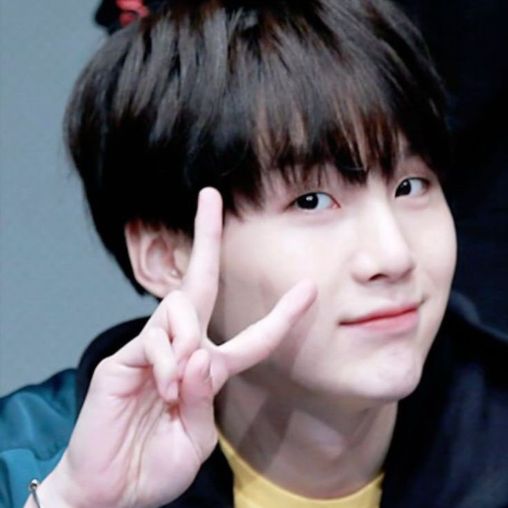 Foto terbaru SUGA (BTS)