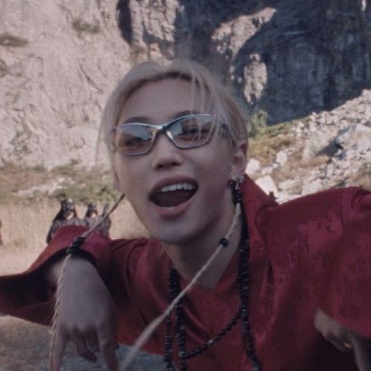 Behind-the-scenes cut of Felix (Stray Kids)