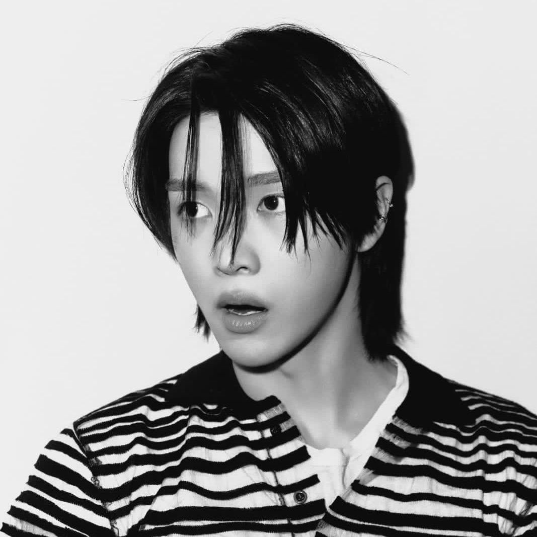Recent activity shot of Sungchan (RIIZE)