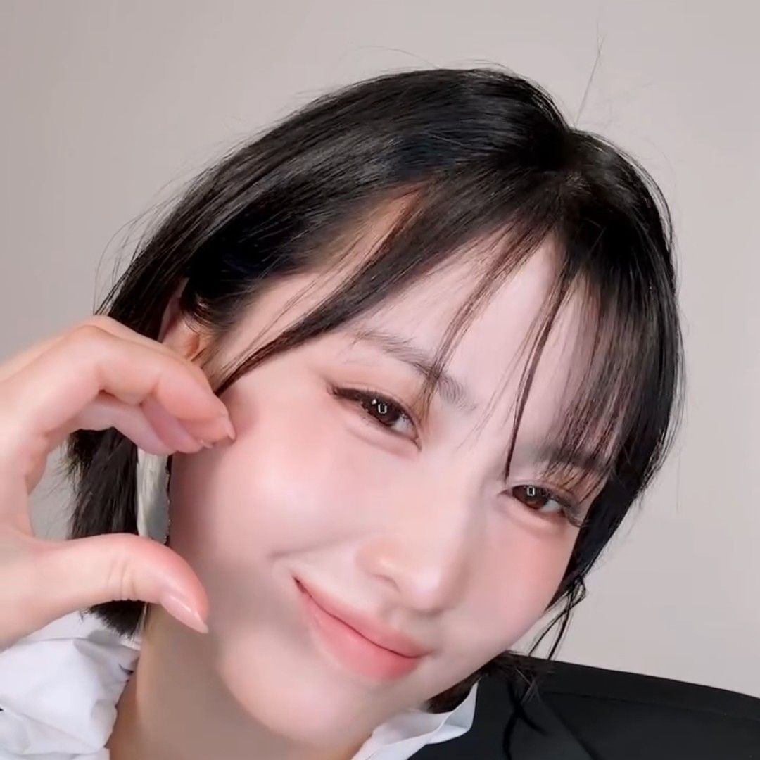 モモ (TWICE)の最近の活動写真