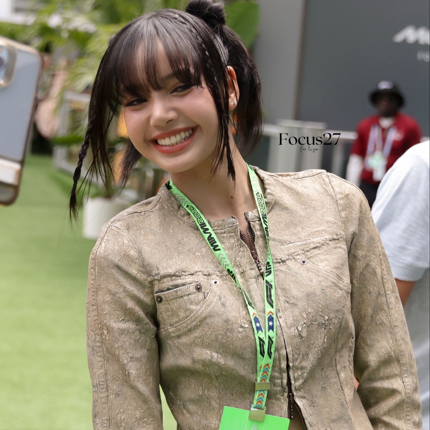 리사 (BLACKPINK)의 비하인드 컷