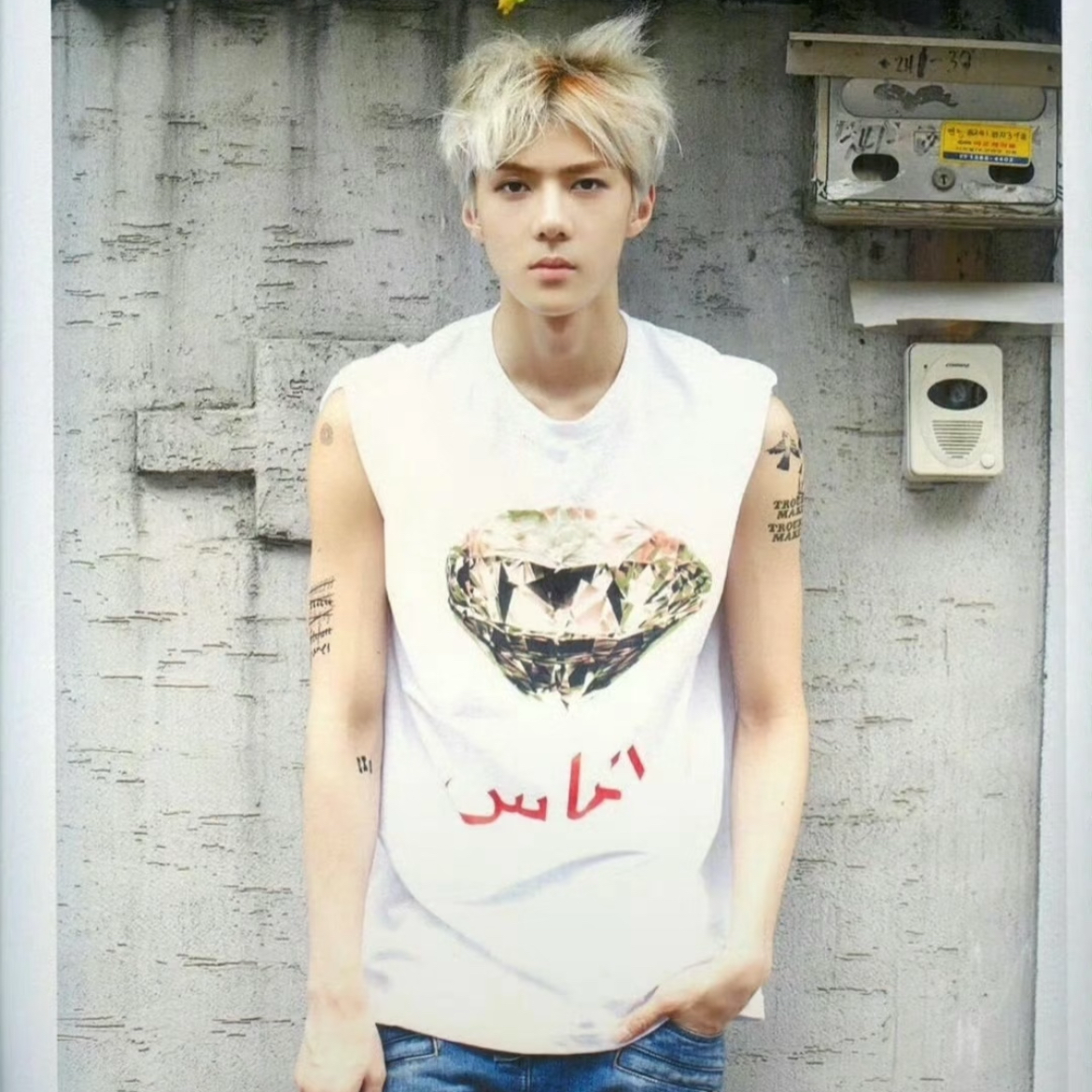 세훈 (EXO)의 최신 사진