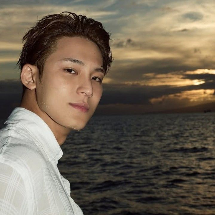 Latest photo of Mingyu (SEVENTEEN)
