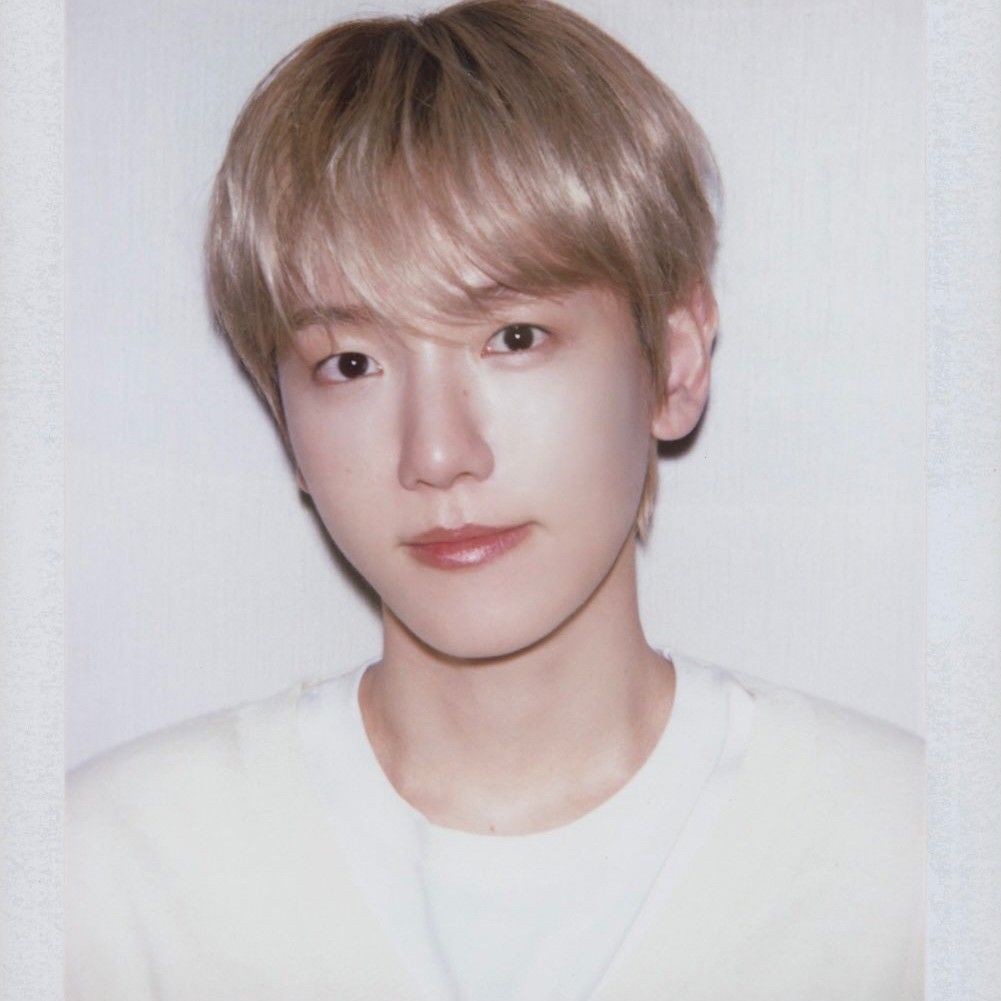Behind-the-scenes cut of Baekhyun (EXO)